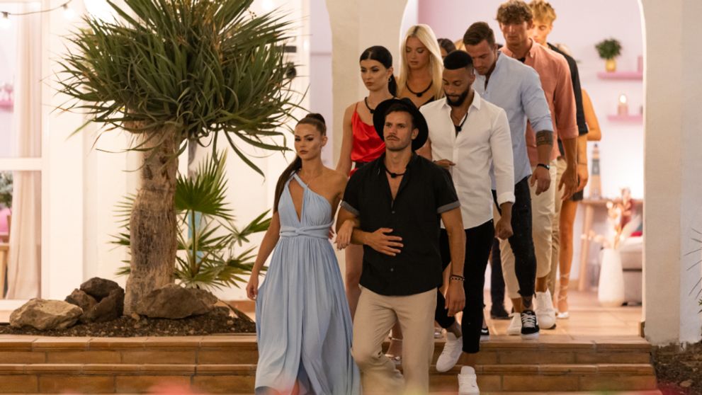 Prvé vyraďovanie majú za sebou. Kto opustil Love Island vilu?