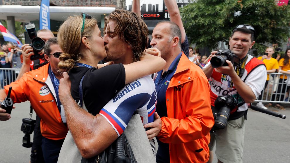 Sagan je kráľ! S prominentnými gratulantmi akoby sa vrece roztrhlo!