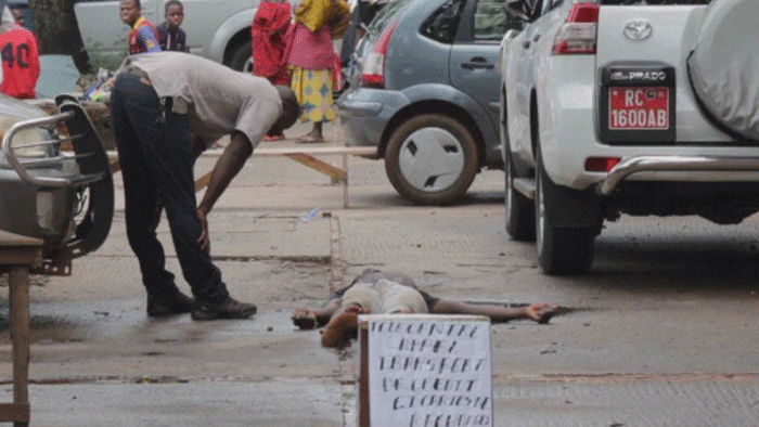 Ebola naďalej zabíja