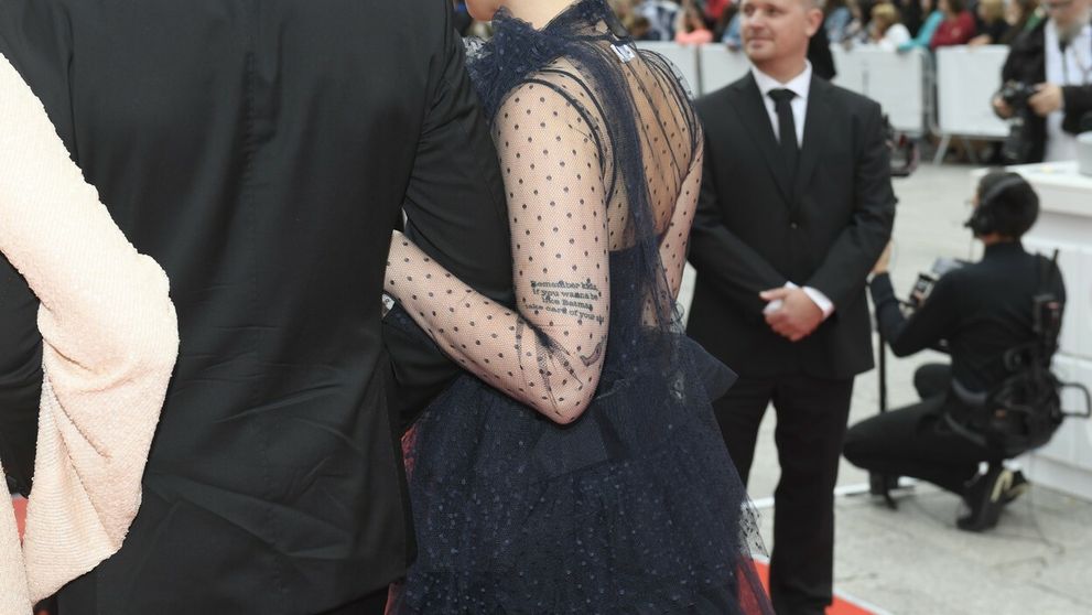 Spoznávate v nej seriálovú Ivetu? Herečka na červenom koberci ako iná žena