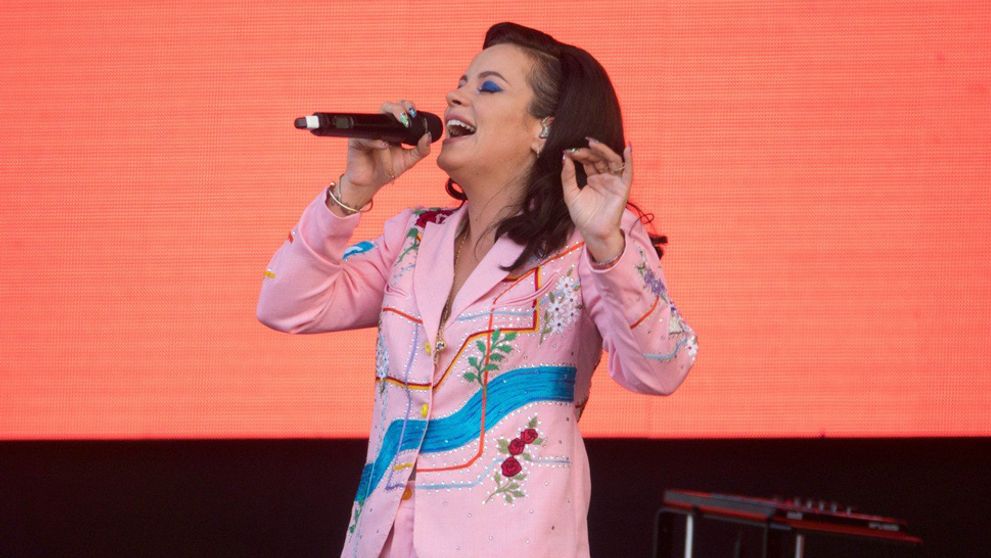 Lily Allen sa predviedla v priesvitnom tielku: Bradavky ako na výstave