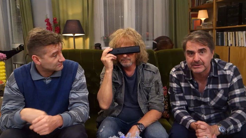 Známy spevák v Susedoch! Pozrite sa, ako mu to išlo pred dávnymi rokmi