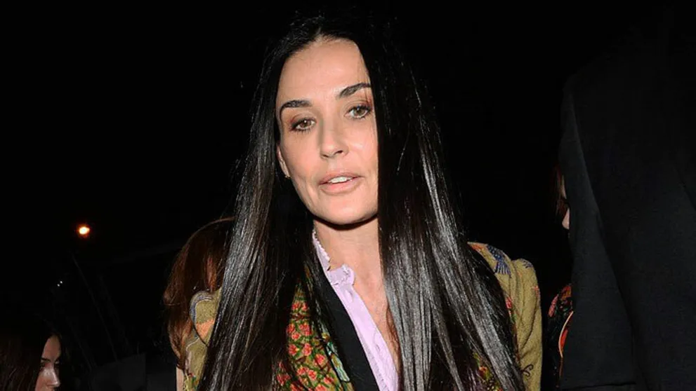 Veď by mohol byť jej syn! Demi Moore (55) padol do oka spevák mladší o 30 rokov