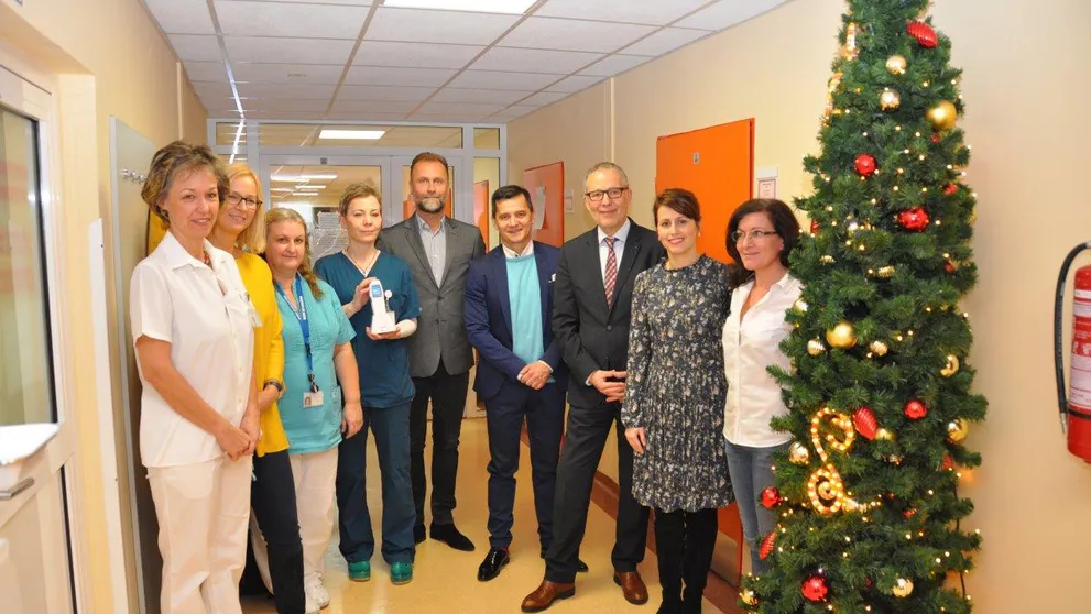Na Slovensko sa dostal unikátny prístroj. Uľahčí liečbu najmenším pacientom