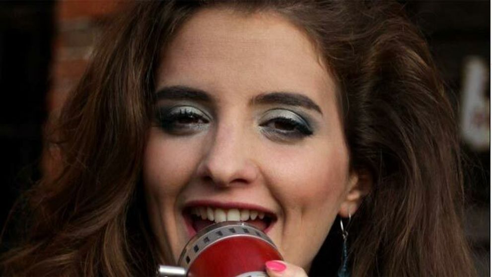 Krehká SuperStaristka sa vydala. Vyzerala ako krásna víla!