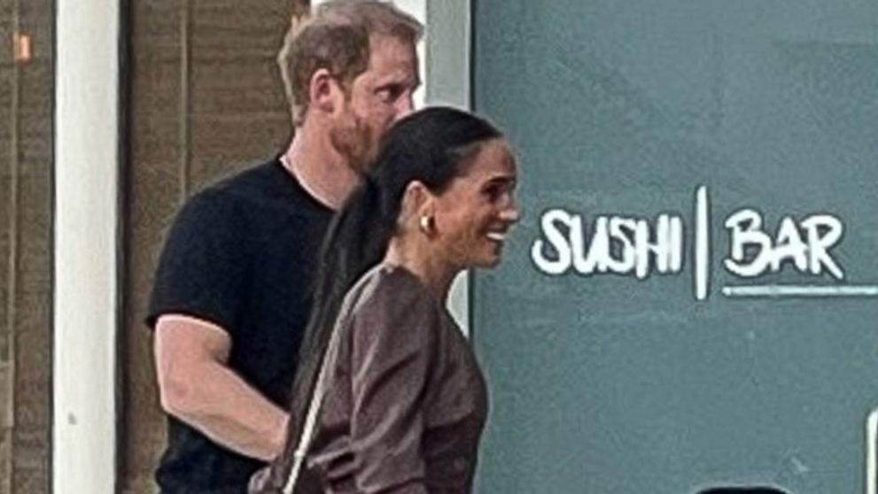 Paparazzovia nachytali Harryho a Meghan: Fotky hovoria za všetko