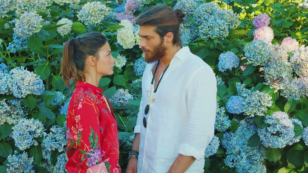 S hlavou v oblakoch: 15. a 16. epizóda