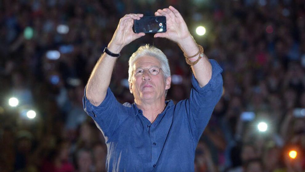 Toto musíte vidieť! Richard Gere spieval titulnú skladbu z Pretty Woman