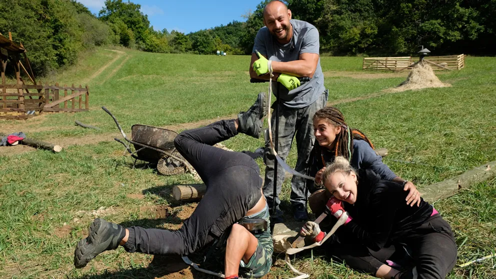 Už si dovoľujú priveľa! Farmári sa dohodli, že oklamú hospodára Martina