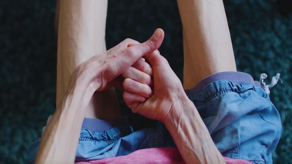 Toto sme od Lukáša Adamca nečakali:  Kontroverzný klip s anorektičkou