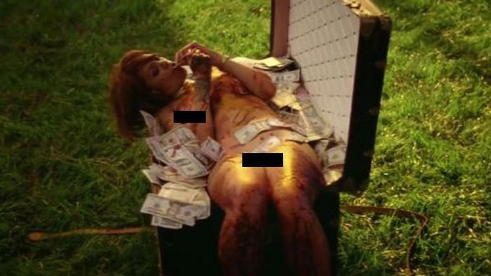 Perverzná Rihanna: Zverejnila videoklip plný sexu, násilia a krvi!