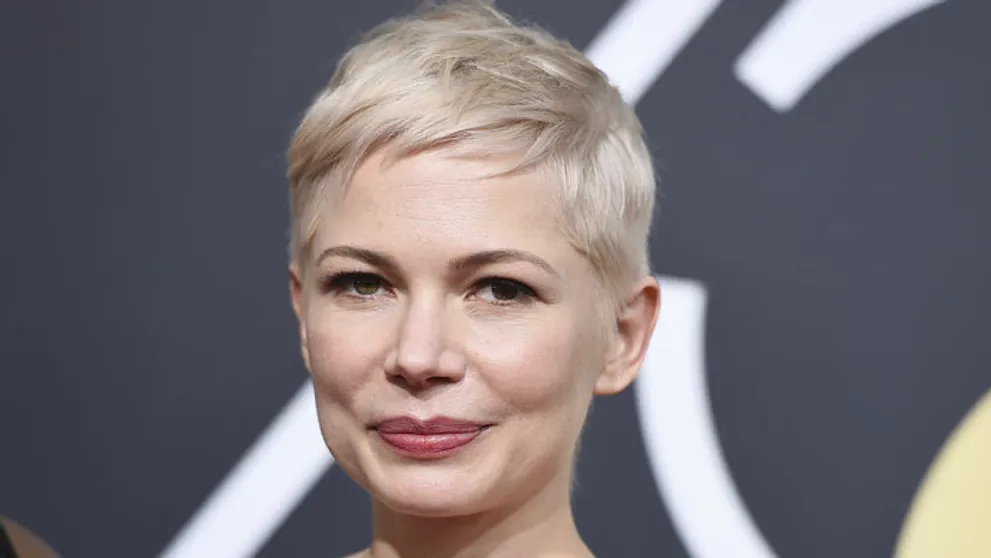 Zasnúbila sa? Michelle Williams sa na ruke trbliece diamantový prsteň