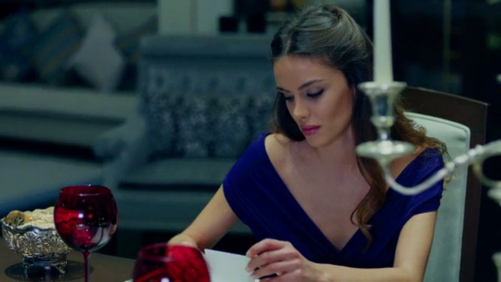 Nekonečná láska: 23. a 24. epizóda