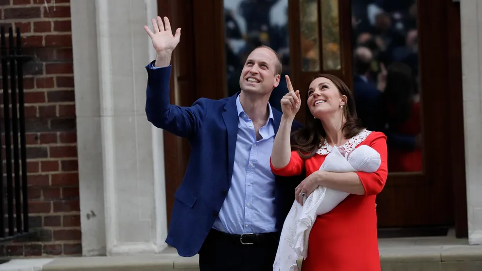 Prvé FOTO: Toto je tretie dieťa princa Williama a Kate Middleton