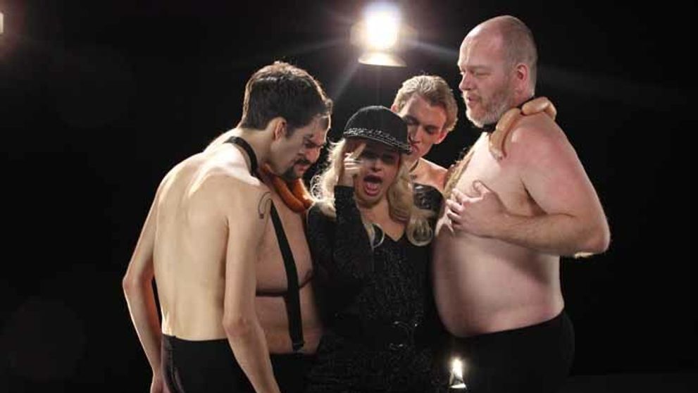 Polnišová verzus Mirgová! Výstrednosť a polonahí tanečníci!