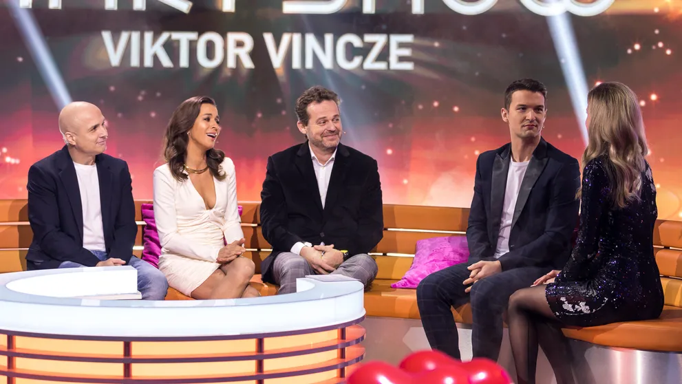 Zaľúbené momenty známych tvárí: Spájajú ich so známymi pesničkami