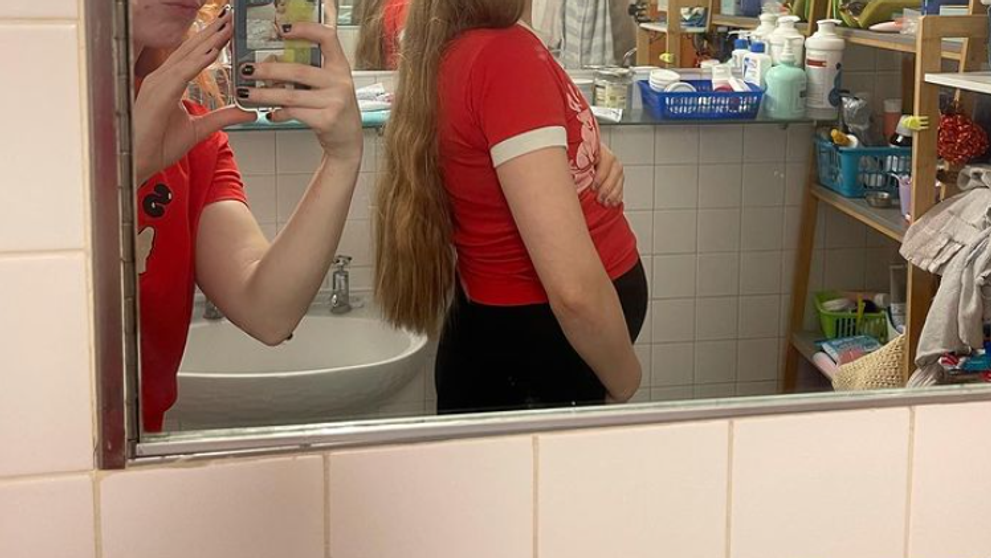 Môže si založiť vlastnú fakultu. Herečka z Harryho Pottera čaká štvrté dieťa