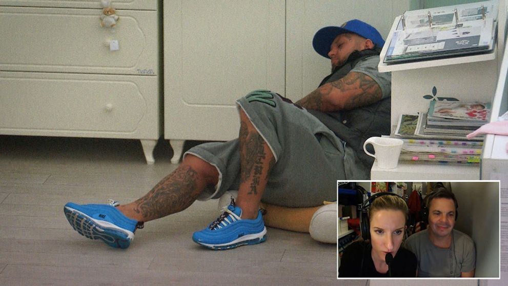 Predavačka bola z Kaliho na prášky: Oblizoval dupačky a zaspal na zemi!