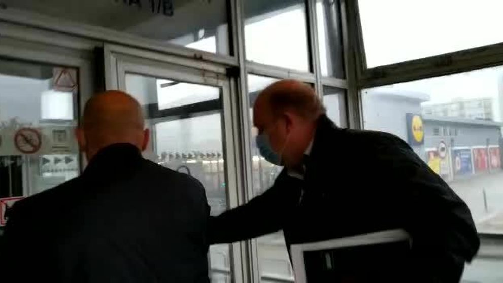 Svojrázny farmár Matúš opäť experimentuje: To čo má na hlave?