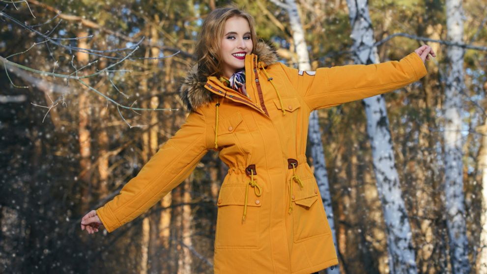 Dámske zimné bundy: Ako si vybrať tú najlepšiu?