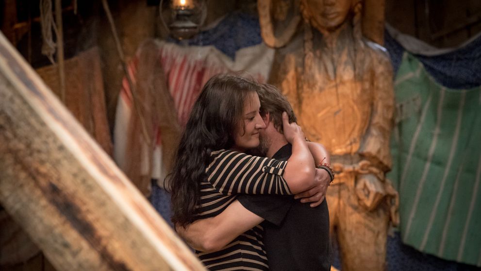 Nekonečná láska: 209. a 210. epizóda