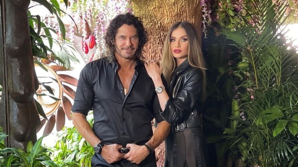 Mario Cimarro oslavuje narodeniny. Jeho polovička prezradila pohlavie bábätka!