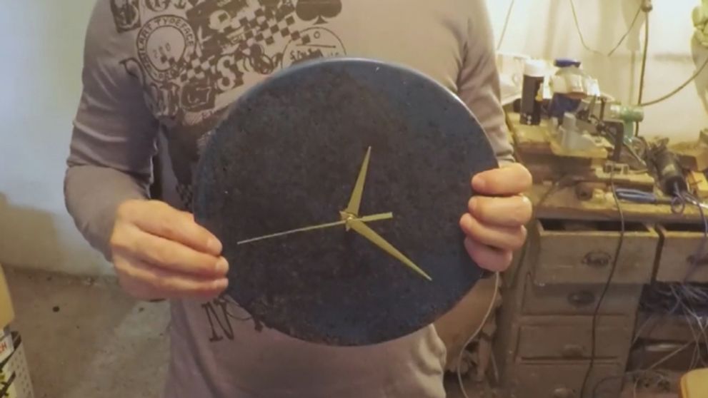 Štýlové hodiny alebo originálne misky zo zubnej kefky? Žiadny problém!