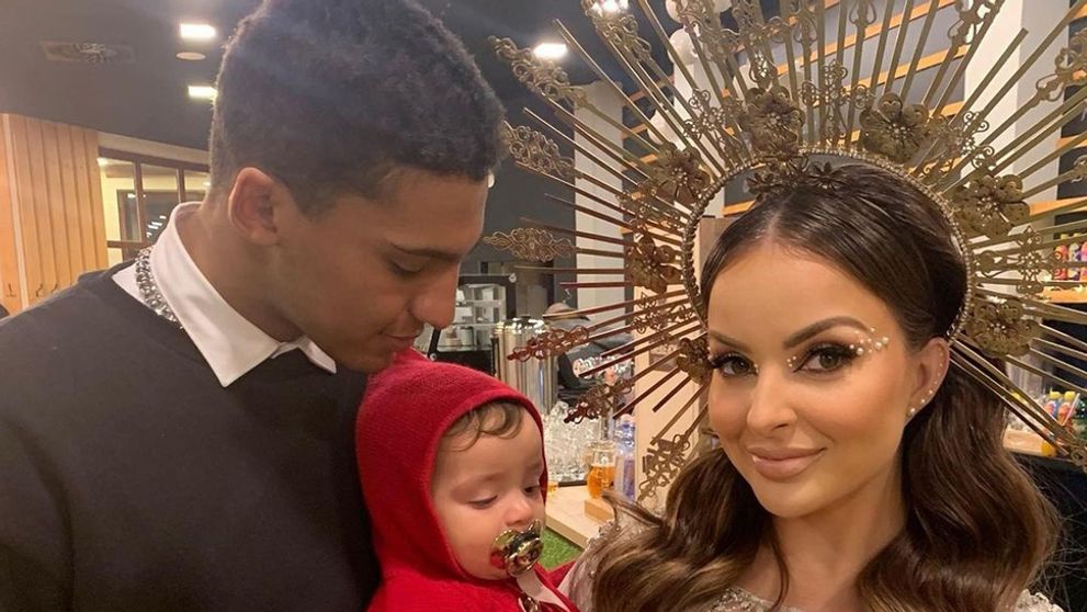 Krásny spoločný rodinný víkend: Vysmiaty Matúš s Veronikou a s dcérkou