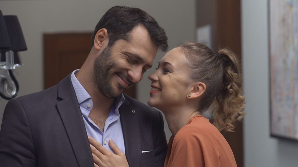 Alex s Lenkou strávi noc: Z Emy je preto žiarlivá stíhačka