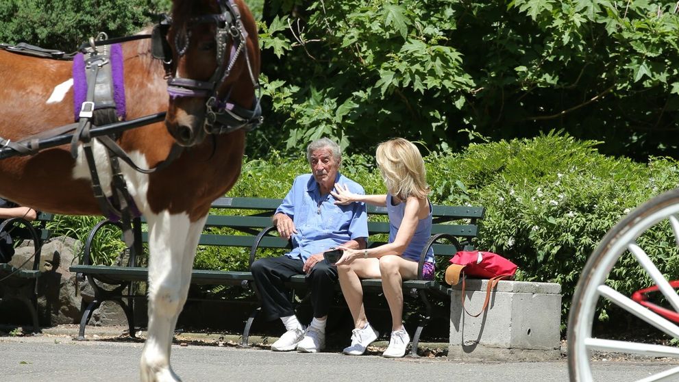 Legendárny spevák nevie, že má Alzheimer. Povedala to jeho manželka