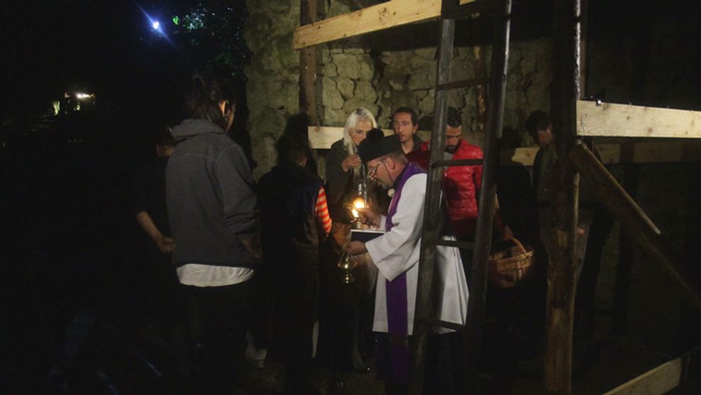 Baby, máme návštevu: Na Farmu prichádza farár!