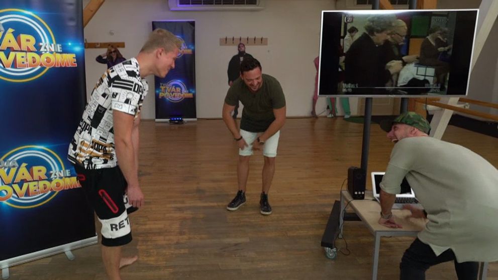 Šmajda prerobil text známej pesničky. Všetci ho vysmiali