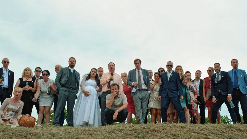 Tak toto určite nebol lacný špás: V jazere utopili luxusné auto!