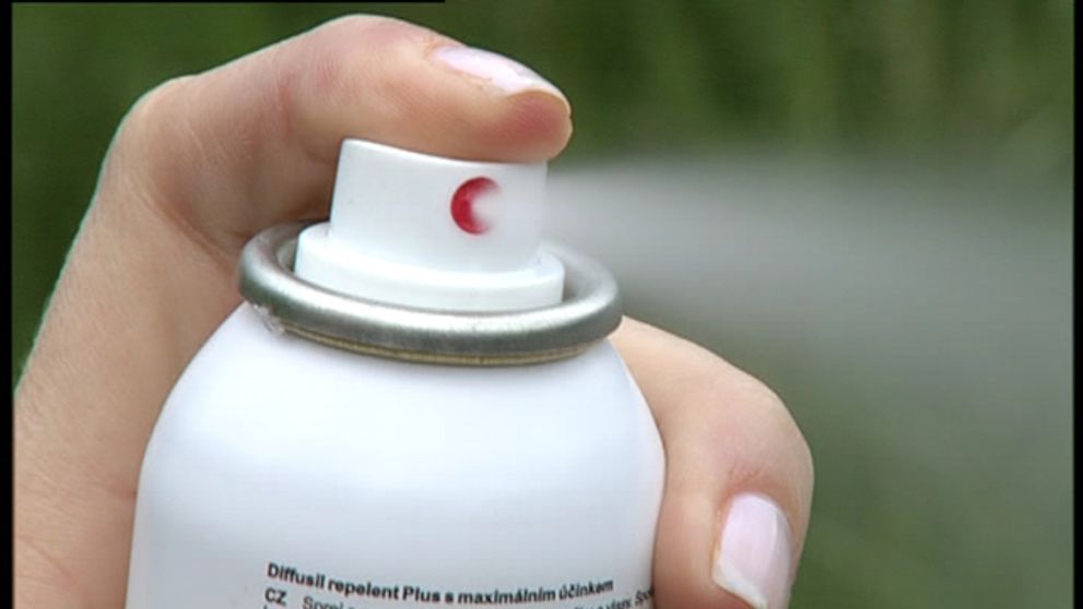 Môžu repelenty proti kliešťom ublížiť aj ľuďom?