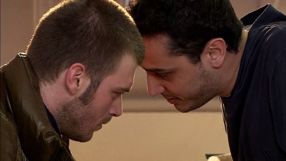 Zakázaná láska: 113. a 114. epizóda