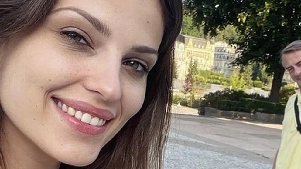 Zaľúbenci sa neskrývajú: Martina Zábranská na fotke so známym priateľom