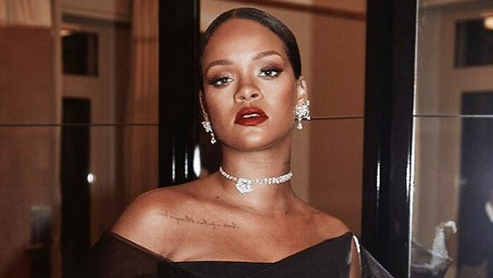 Obscénnosť bokom. Rihanna na festivale v Cannes všetkým vytrela zrak