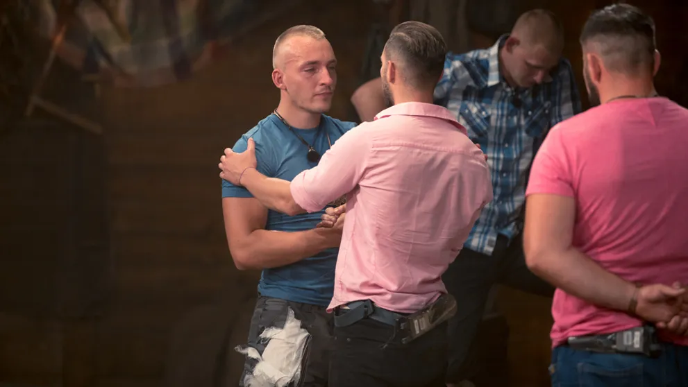 Filipov farmársky sen v troskách: Dojemná rozlúčka v slzách