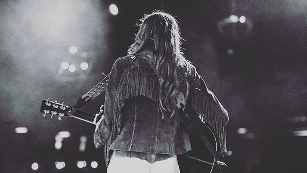 Speváčka tragicky zahynula pri autonehode. Mala len 30 rokov