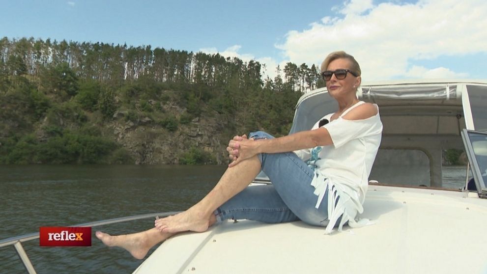 Ako sa žije speváckej dive Helenke Vondráčkovej na hausbóte?