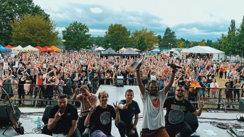 Nalaďte sa na festivalovú nôtu a užite si skvelé vystúpenie