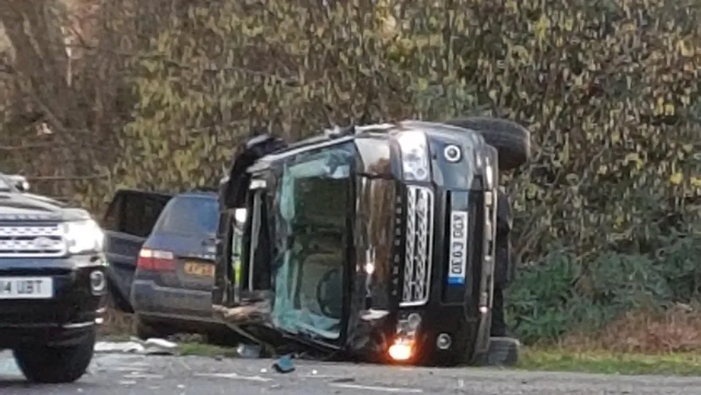 Princ Philip havaroval! Zverejnili štrašidelne vyzerajúce zábery