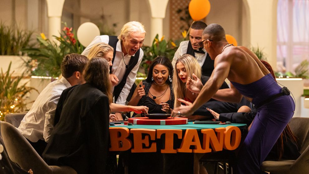 Náhly odchod mladých zaľúbencov. Love Island má už len štyri páry