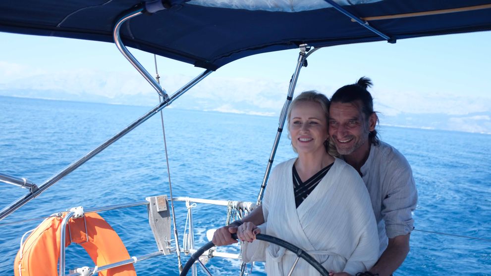 Na svete je trailer debutového filmu Samuela Spišáka Smolu nosíš ty, láska