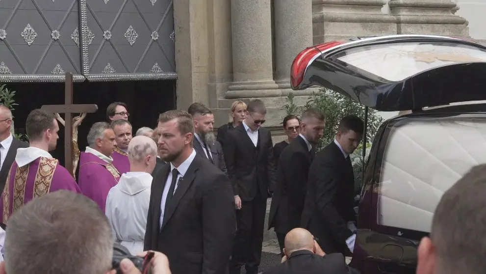 Vaša Patejdla odprevadil posledný potlesk: Bol neutíchajúci