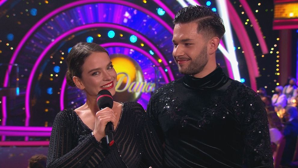 Svarinskú spájajú so slovenským youtuberom. Zareagovala v priamom prenose