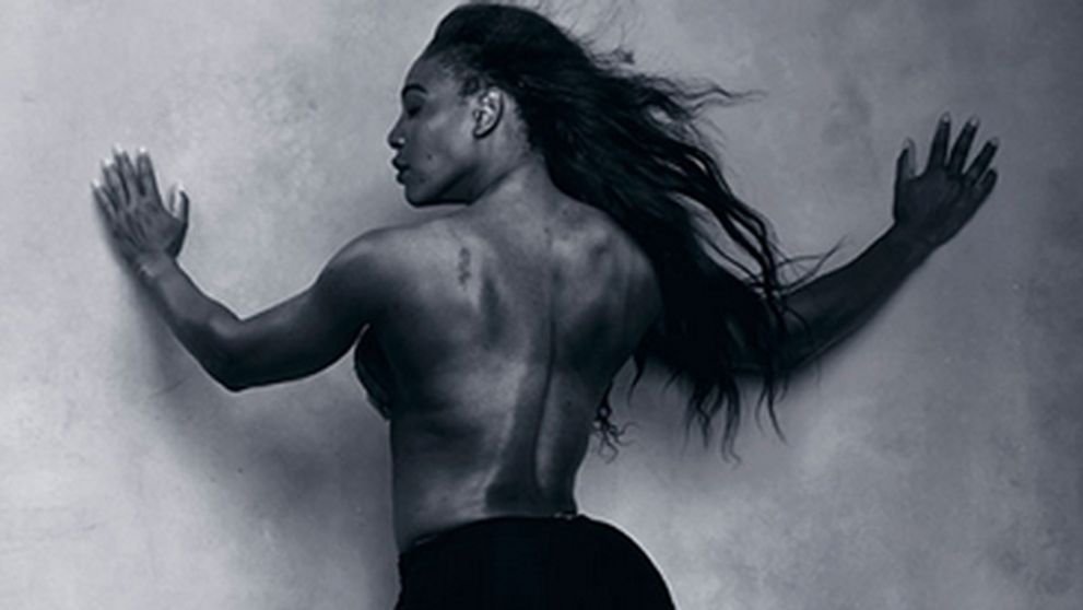 Polonahá Serena Williams v najslávnejšom kalendári. Jej zadok bez retuše