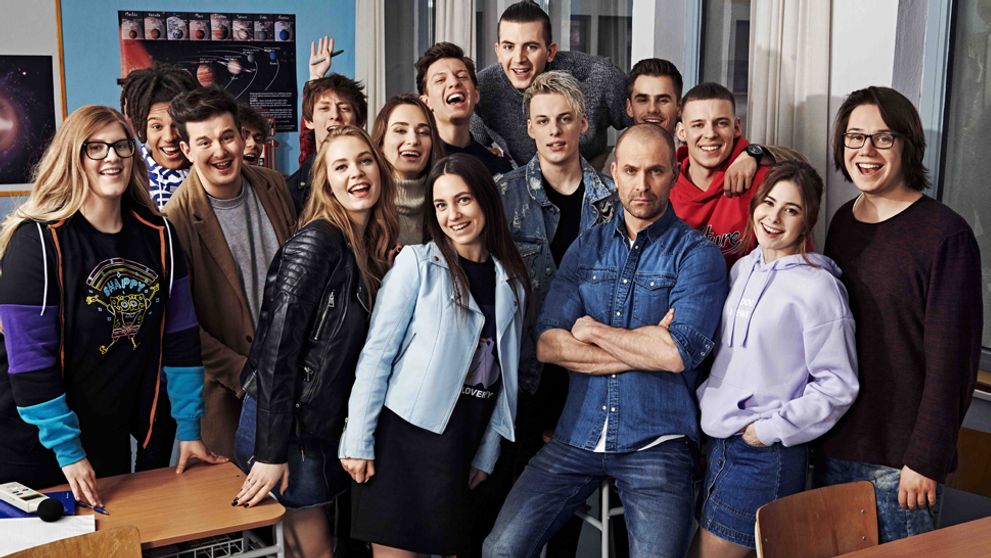 Neuveriteľná premena. Hviezdu Pána profesora by ste nespoznali