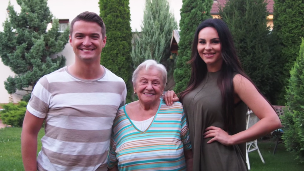 Jana Hrmová prekvapila svoju babičku. V hlavnej úlohe Viktor Vincze