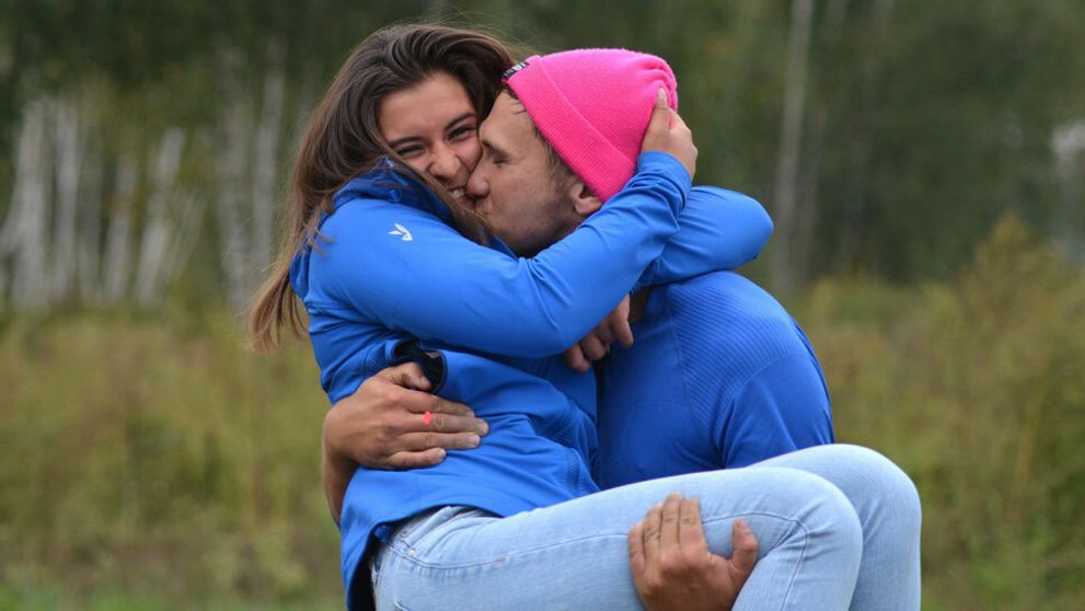 Erik v nepríjemných bolestiach! Kuriózna nehoda pred milovaním so Sárou